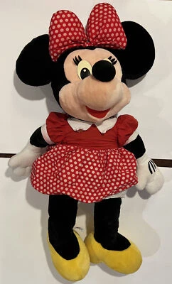 VGC Vintage Large 30" Walt Disney World Minnie Mouse Plush w/ Trading Pin - Image 1 of 4