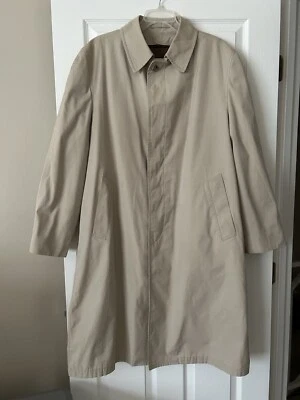 Vintage Men’s London Fog Trench Coat Size 44R Full Zip Removable Lining Tan - Image 1 of 4