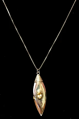 Suroeste o Nativo Am. Collar y colgante de ley - piedra solitaria de citrino Foto 1 de 4