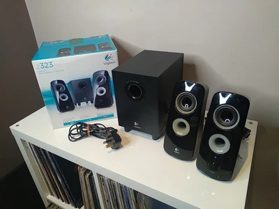 Logitech Z323 2.1 Sistema di altoparlanti stereo - Altoparlanti da scrivania e subwoofer nero - Immagine 1 di 4