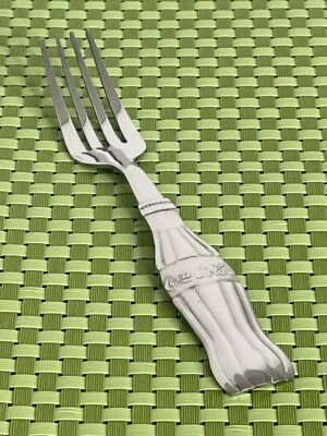 Gibson COCA-COLA 18/0 Tenedor de Cena Inoxidable Brillante Botella de Coca-Cola Cubiertos C11N Foto 1 de 4