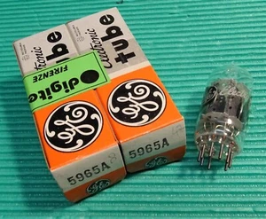 Coppia selezionata valvole 5965A / ECC81 / 12AT7 G.E. NOS nuove scatolate. - Foto 1 di 7