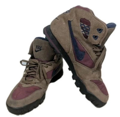 Botas de senderismo vintage Nike Caldera ACG para mujer 9 40810-IB Foto 1 de 4