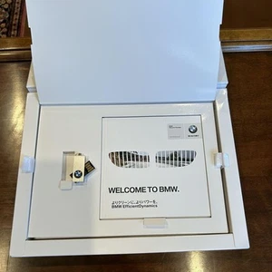 BMW Novelty Original USB Memory 2GB New - Afbeelding 1 van 7