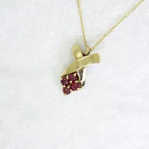 9ct Gold Ruby Pendant 18" Chain - Picture 1 of 3