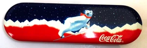 COCA COLA® BOITE PLUMIER VIDE 17 cm x  5 cm COCA-COLA L'OURS  1996 N°317 - Foto 1 di 4