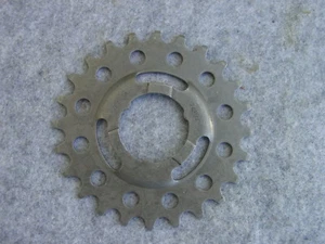 Fichtel und Sachs Original Ritzel Zahnkranz Steckausführung 24 Zähne 1/2" NOS