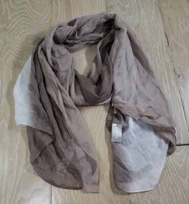 NUEVO Chico's Daray Bufanda Oblonga Gran Tamaño Cilantro Taupe Modal Suave - $39 *Leer Foto 1 de 4