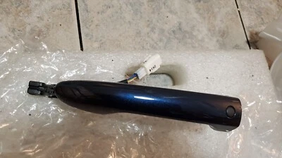 Manija exterior original Mazda TK49-59-41XC-13 Foto 1 de 4