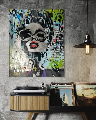 Arte en lienzo pintado en aerosol vintage para dama arte pop hecho a mano graffiti arte de pared urbano Foto 1 de 4