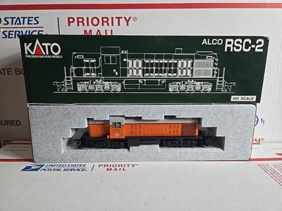 Kato HO Scale MILW Milwaukee Road Alco RSC2 Diesel Locomotive #989 NOS 37-2602 - Image 1 of 4