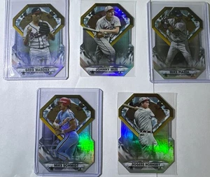 (5) 2022 Topps Diamond Greats Die-Cut Insert Cards - Picture 1 of 2