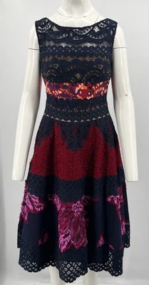 Vestido Talbot Runhof Azul Marino Encaje/Tweed/Impresión Abstracta Ajuste Sin Mangas + Acampanado talla 8/38 Foto 1 de 4