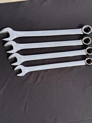 Juego de llaves métricas combinadas Snap-on 4 piezas 12pt OEXM-12MM-14MM-15MM-17MM Foto 1 de 4