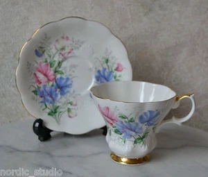 GUISANTE DULCE - PLATILLO DE TAZA DE TÉ, JUEGO DE TAZA DE TÉ, por Royal Albert Bone China - Imagen 1 de 6