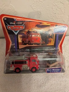 Disney Pixar Cars 2007 supercargador Movie Moments Stanley & Red - Imagen 1 de 9