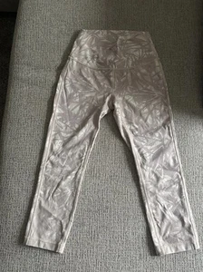 lululemon leggings Size 4 - Picture 1 of 3