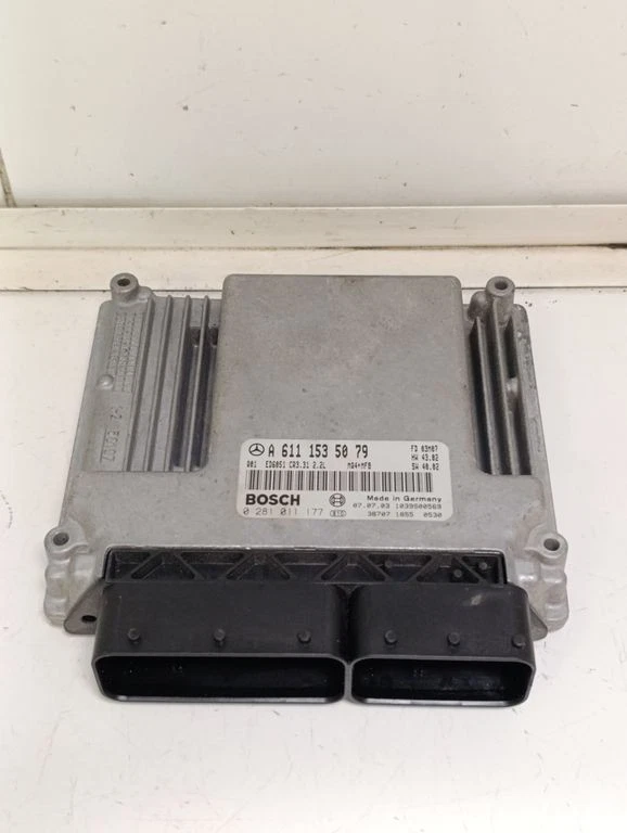 Centralina/modulo motore diesel Mercedes Vito Viano W639 2005 BOS113998 - Immagine 1 di 4