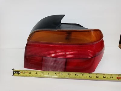 Luz trasera derecha BMW 540i 1997-2000 2VP 007 240-04 Foto 1 de 4