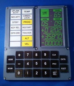 Placa réplica computadora navegación Apollo DSKY - tamaño completo ensamblada - Imagen 1 de 7