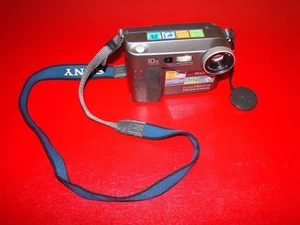 SONY DIGITAL STILL CAMERA MVC-FD73 -DIGITAL MAVICA .. USED CAMERA No charger - Picture 1 of 7