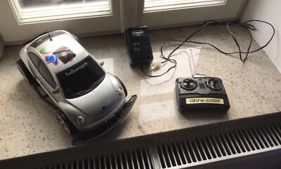 Seltener New Bright Volkswagen VW Beetle silber Spielzeug Auto NB 11976 - Bild 1 von 4