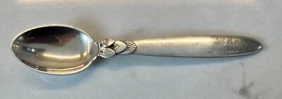 Cucharadita vintage Georg Jensen cactus esterlina cinco en punto 4 1/4" Foto 1 de 2