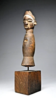 Antiguo Dije Yaka Mbwoolo Colección Ex Stirner Foto 1 de 4