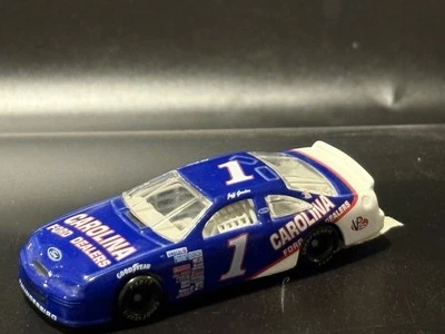 NASCAR Busch #1 Jeff Gordon Carolina Dealers Thunderbird 1/64 - Image 1 of 3