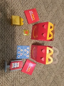 2025 McDONALD'S Lil McDonalds Miniatur Kinder HAPPY MEAL SPIELZEUG! #10 und #21 - Bild 1 von 3