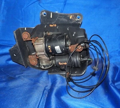 Насос компрессора пневмоподвески 2006-2011 Cadillac DTS Buick Lucerne от оригинального производителя - Изображение 1 из 4