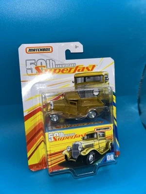Camioneta Ford Matchbox Superfast 1932 #08 50 aniversario - escala 1/64 2019 nueva Foto 1 de 4