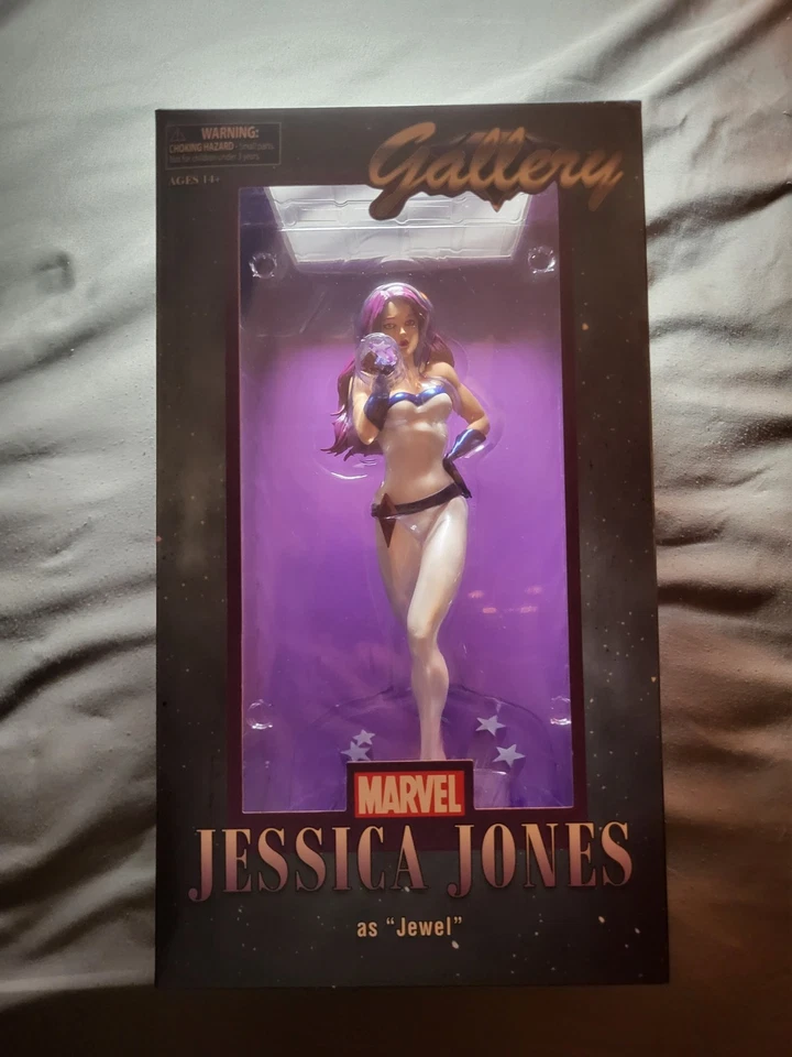 Diamond Select Toys Marvel Gallery Jessica Jones as JEWEL PVC Figure 2day Ship