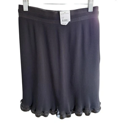 NUEVO CON ETIQUETAS Falda Plisada Tallada Negra Tejido Corto Forrada Talla 6 Officesiren Whimsigoth  Foto 1 de 4