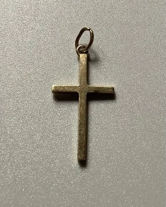 9ct Yellow Gold Cross Hallmarked AJH - Picture 1 of 4