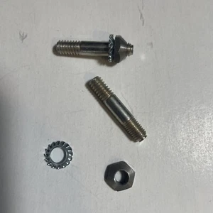 Juego de tachuelas/tuercas para bomba de aceite Triumph 21-1864 21-1906 500 650 750 1969 - 1979 Reino Unido - Imagen 1 de 2