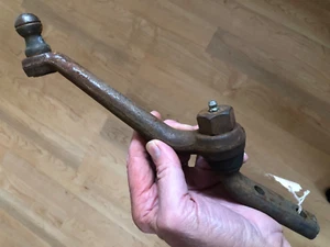 1961 1962 Oldsmobile F85 " New Other" Steering Idler Arm Assembly-5676084 GM - Picture 1 of 18