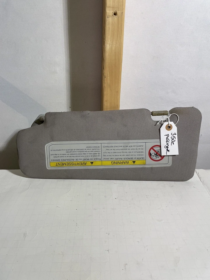 2003-2008 Nissan 350Z Coupe Passenger Upper Sun Visor Right Side OEM 5122 - Image 1 of 3