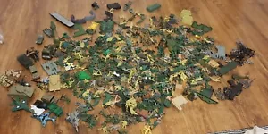 Vintage Huge Bundle Of WW2 German Japanese British American Plastic Toy Soldiers - Picture 1 of 17