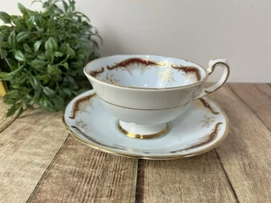 Vintage Paragon Tasse und Untertasse mit Fuß, Made in England, Burgund und Gold - Bild 1 von 5