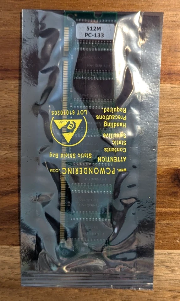 512 MB PC-133 SDRAM Lei LES64408TA-7.5 - Nuevo Antiguo Stock Sellado Foto 1 de 3