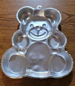 1982 RETIRED Wilton " HUGGABLE TEDDY BEAR" Cake Pan # 502-3754 - Picture 1 of 4