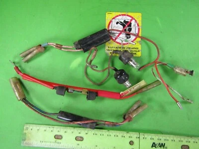 Honda Diversos Fabricantes de Equipamento Original Lote elétrico CB77 CB72 CL77 CL72🔥OEM🔥fusíveis e soquetes em linha - Imagem 1 de 2