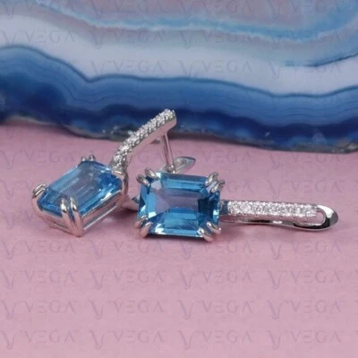 Pendiente par de diamantes y topacio natural corte esmeralda de 4,50 quilates enchapado en oro blanco de 18 k Foto 1 de 4