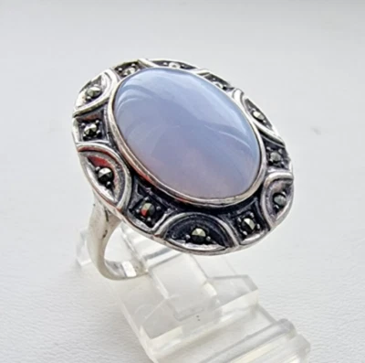 VINTAGE 925 STERLING SILVER BLUE LACE 19x14mm AGATE AND MARCASITE RING SIZE 9.75 - Image 1 of 4
