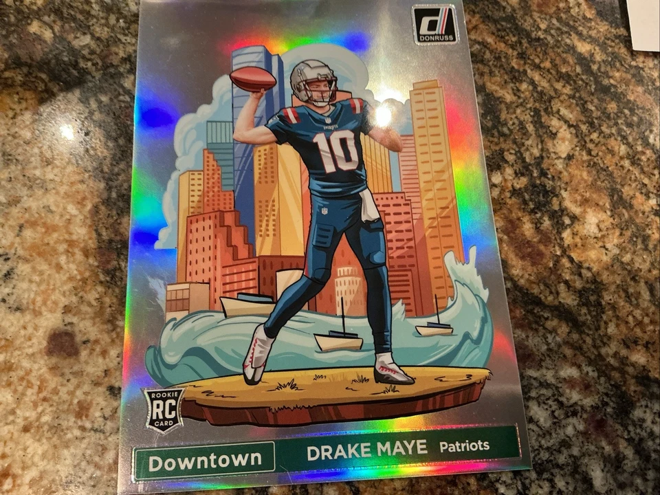 2024 Panini Donruss - Центр города! Drake Maye No13 негабаритный (RC) - Изображение 1 из 2
