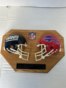 Rare - Superbowl XXV New York Giants Vs Buffalo Bills Mini Helmet Wall Display - Picture 1 of 9