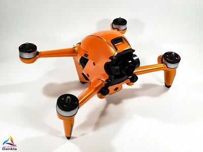 DJI FPV - SKIN - Metallic Mandarine + 3/5 Batterieskins + Goggles - Bild 1 von 4