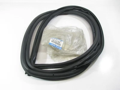 NEW - OEM Mazda LC62-59-760C Front Left Door Weatherstrip Seal 2002-2006 MPV Foto 1 de 2