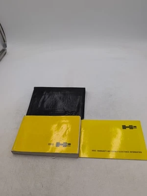 2003 HUMMER H2 OWNERS MANUAL SET HANDBOOK +CASE 03 - Image 1 of 4